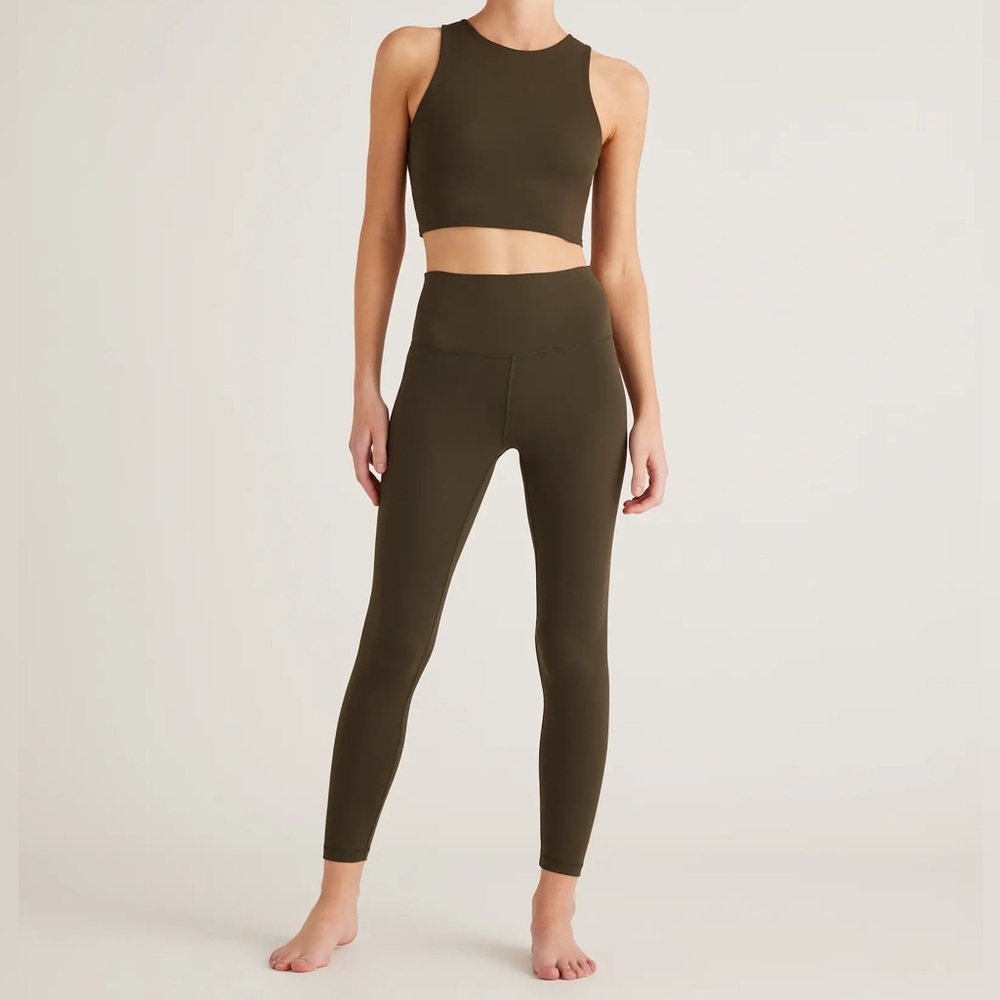 Quince Set of Olive Green Crop Tank and Leggings - Size Small